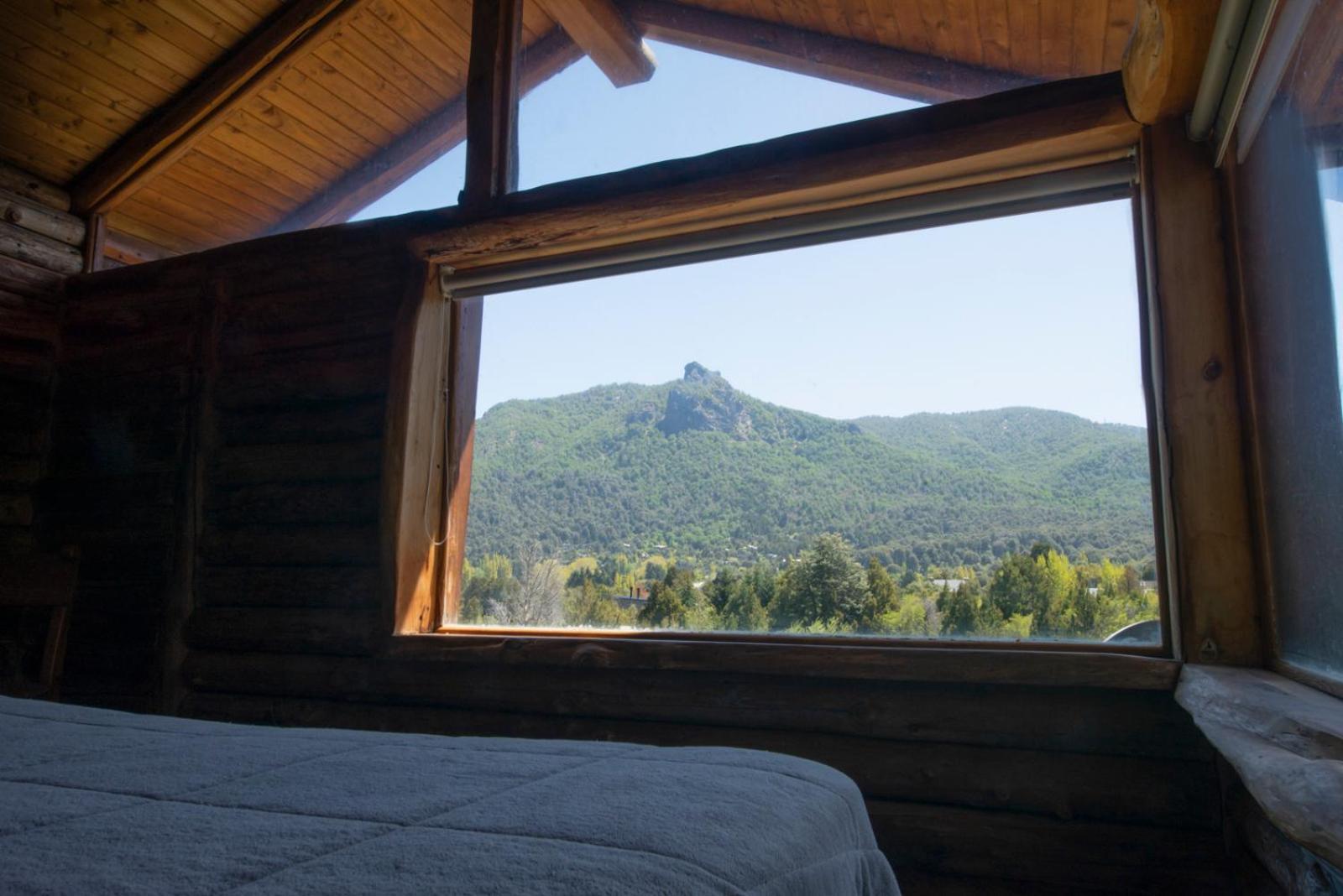 Сasa de vacaciones En La Montana *
